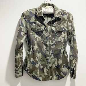 GYPSY WARRIOR Women’s Green Camouflage Drawstring Waist Button Front Jacket XS